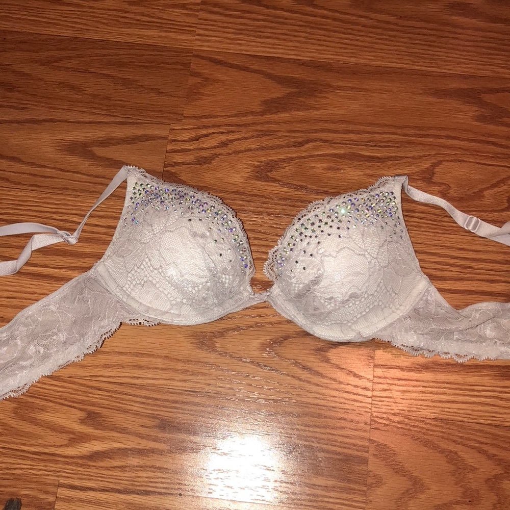 PLUNGE VS BRA